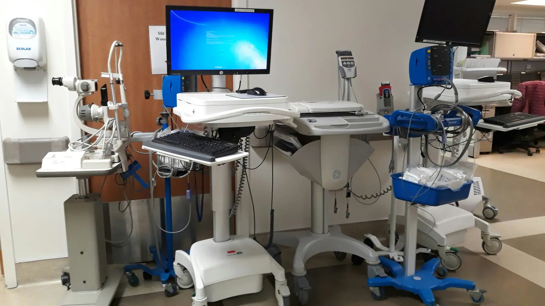 Hysteroscopy — expert care with Prof. Rafique Parkar